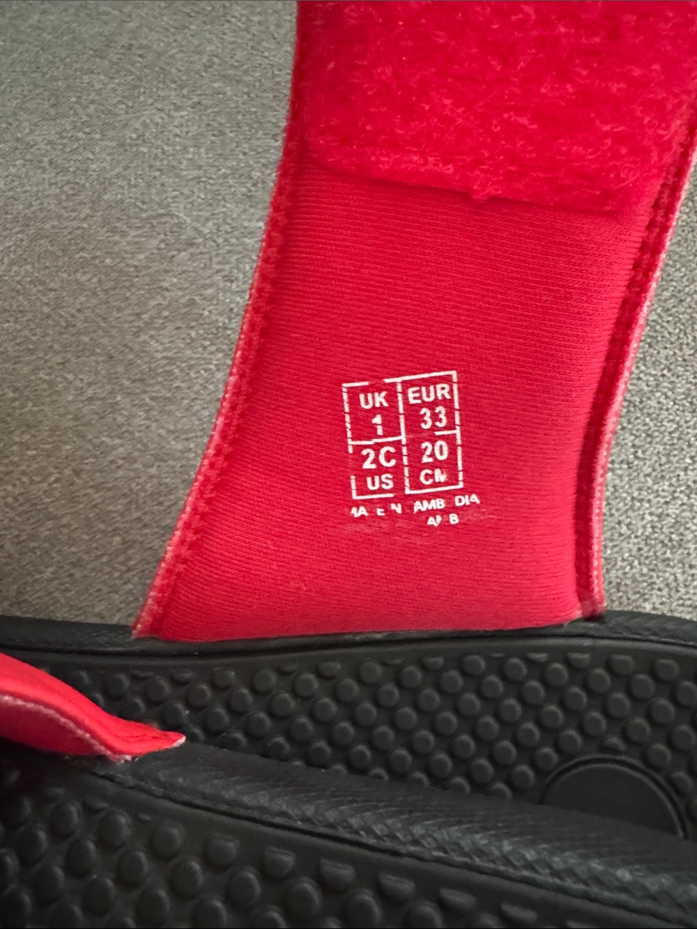Puma Slides - Picture 4 of 5
